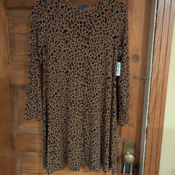 Old Navy Brown Leopard Print Dress - Picture 1 of 9